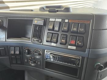 Volvo FH 480 6x4 GLOBE XL / 427 DKM! / NL TRUCK!